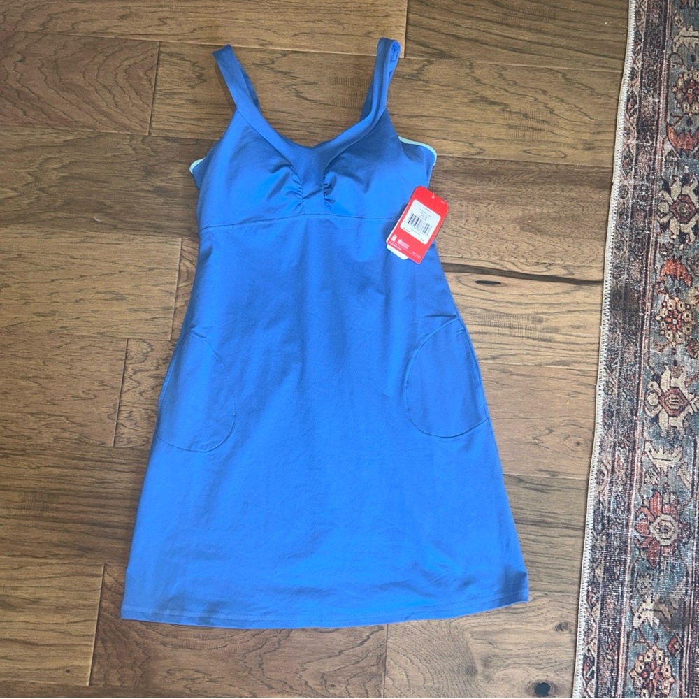 The North Face Cadence Athletic Dress Womens M  Vintage Blue Built-In Shelf Bra